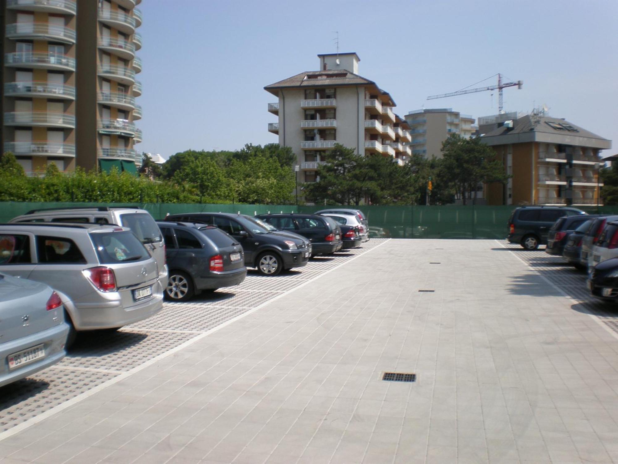 Hotel Gloria Lignano Sabbiadoro Exterior photo