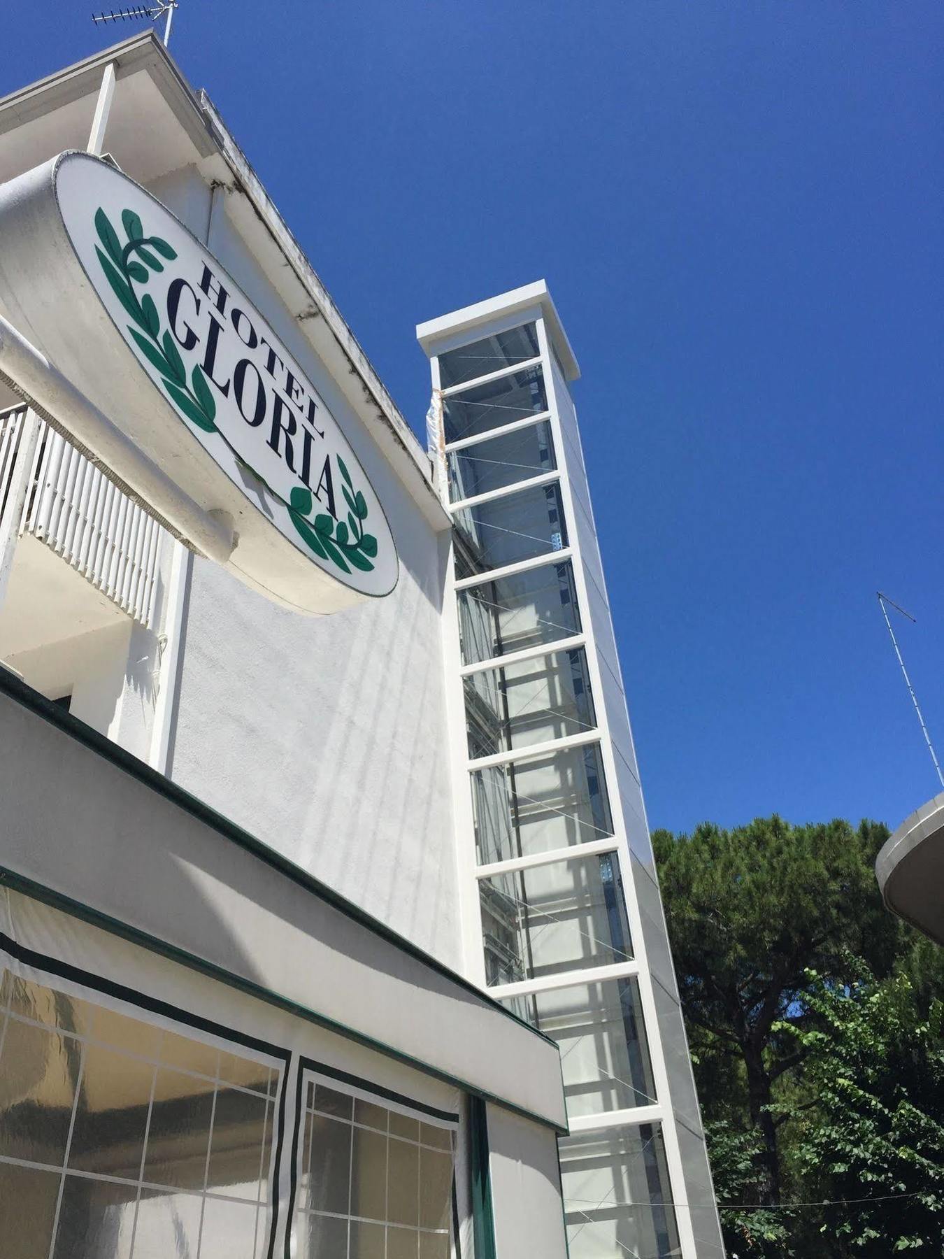 Hotel Gloria Lignano Sabbiadoro Exterior photo