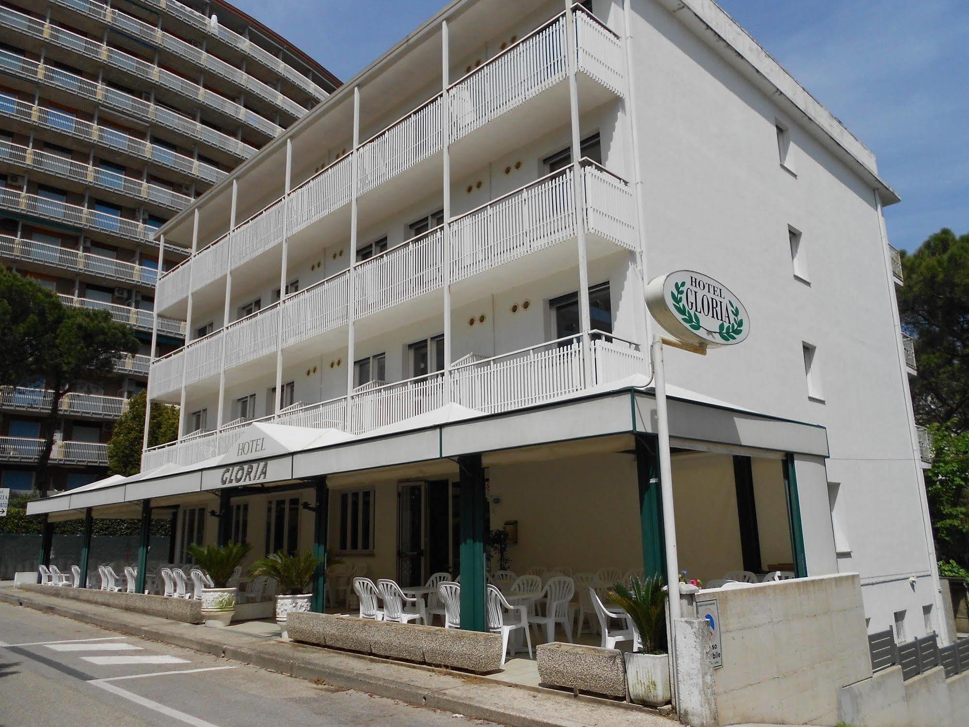 Hotel Gloria Lignano Sabbiadoro Exterior photo